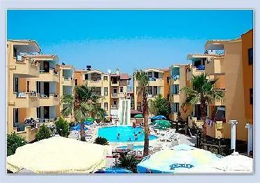 Artemis Hotel Side